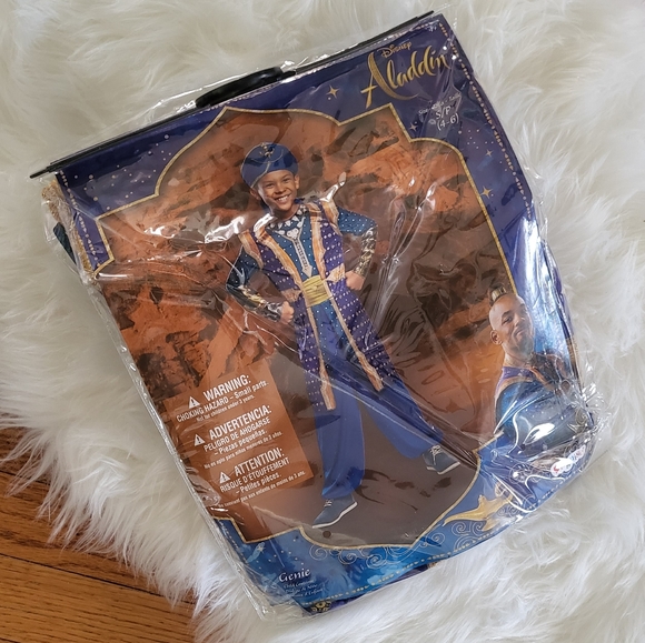 Disney Genie Costume 🕌🧞‍♂️ - Picture 3 of 14